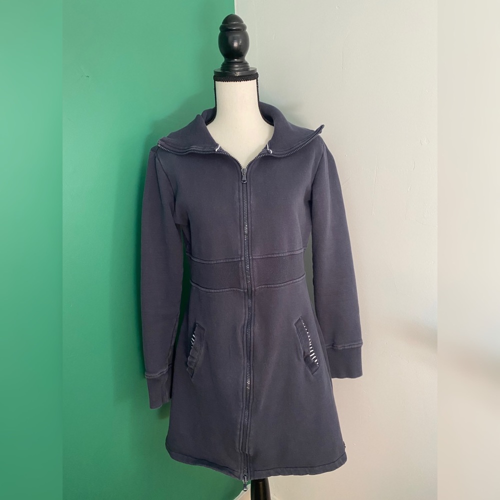 Carve designs navy blue jacket M